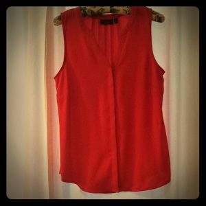 Sleeveless blouse